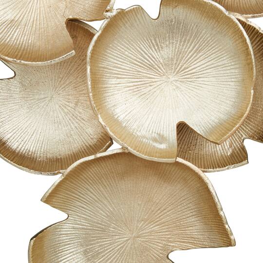 CosmoLiving by Cosmopolitan 31.5" Aluminum Glam Sculpture